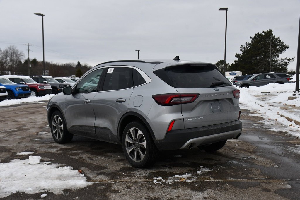 Used 2024 Ford Escape Platinum image 4