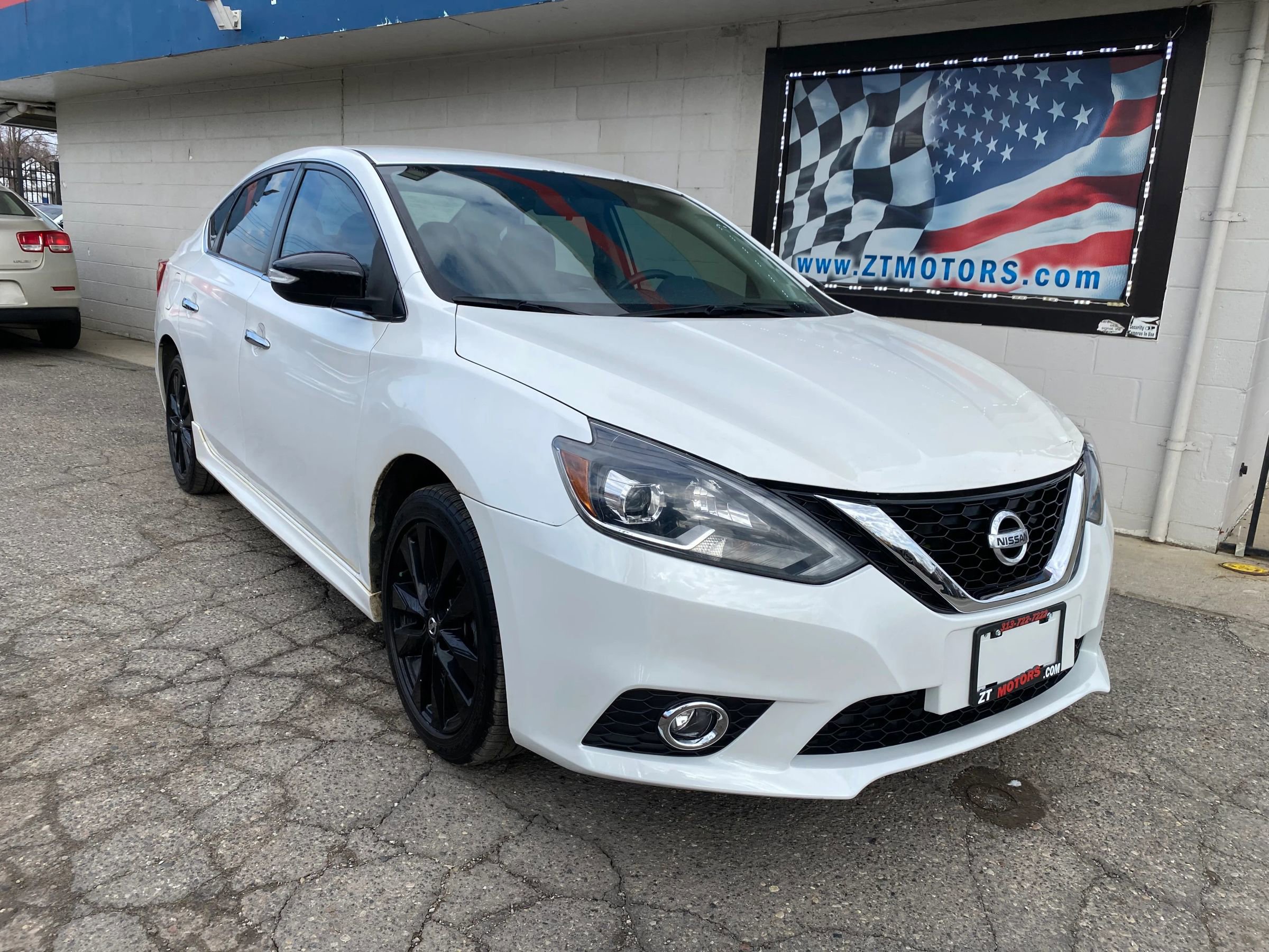Used 2018 Nissan Sentra SR w/ SR Midnight Edition Package image 1