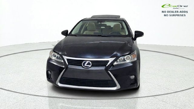 Used 2015 Lexus CT 200h w/ Navigation Package FWD image 2