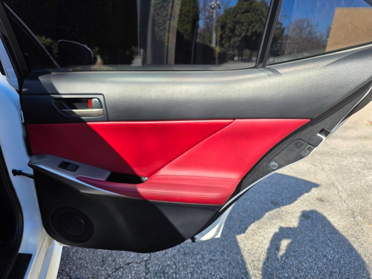 Used 2018 Lexus IS 300 F Sport image 29