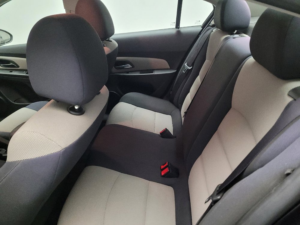 Used 2016 Chevrolet Cruze LS image 18