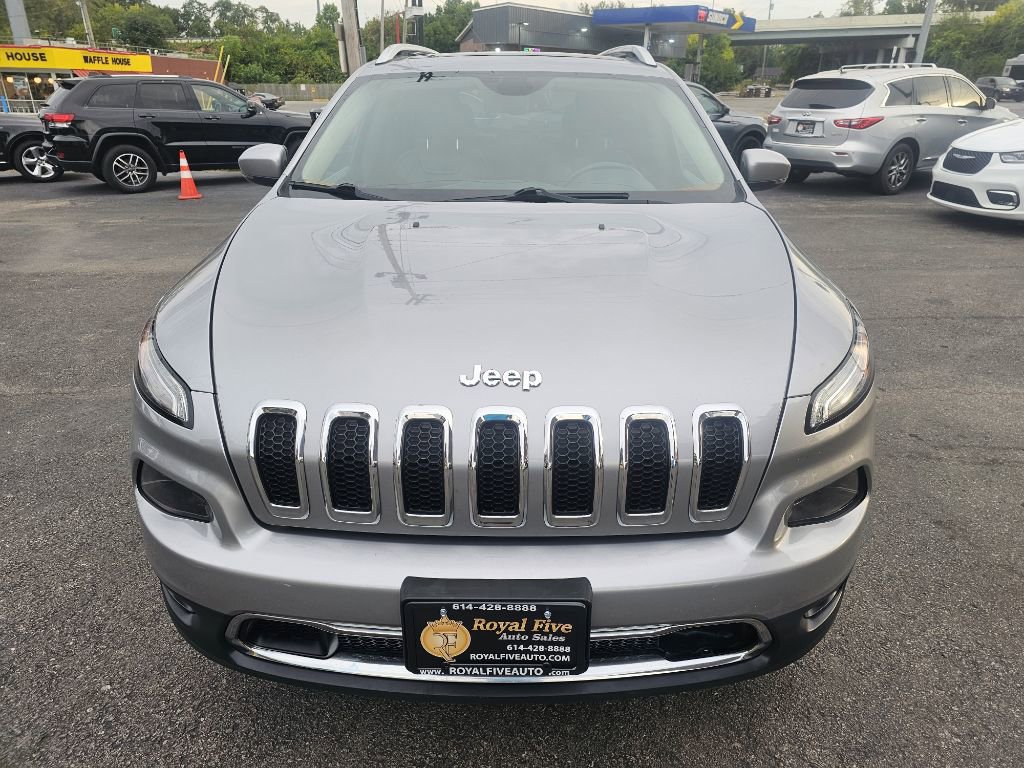 Used 2016 Jeep Cherokee Limited image 9