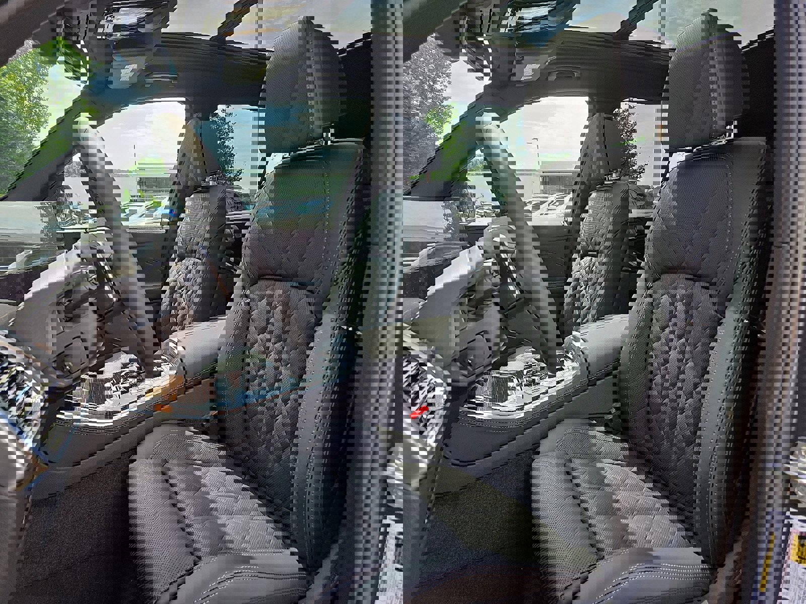 Used 2026 BMW X5 xDrive50e image 6