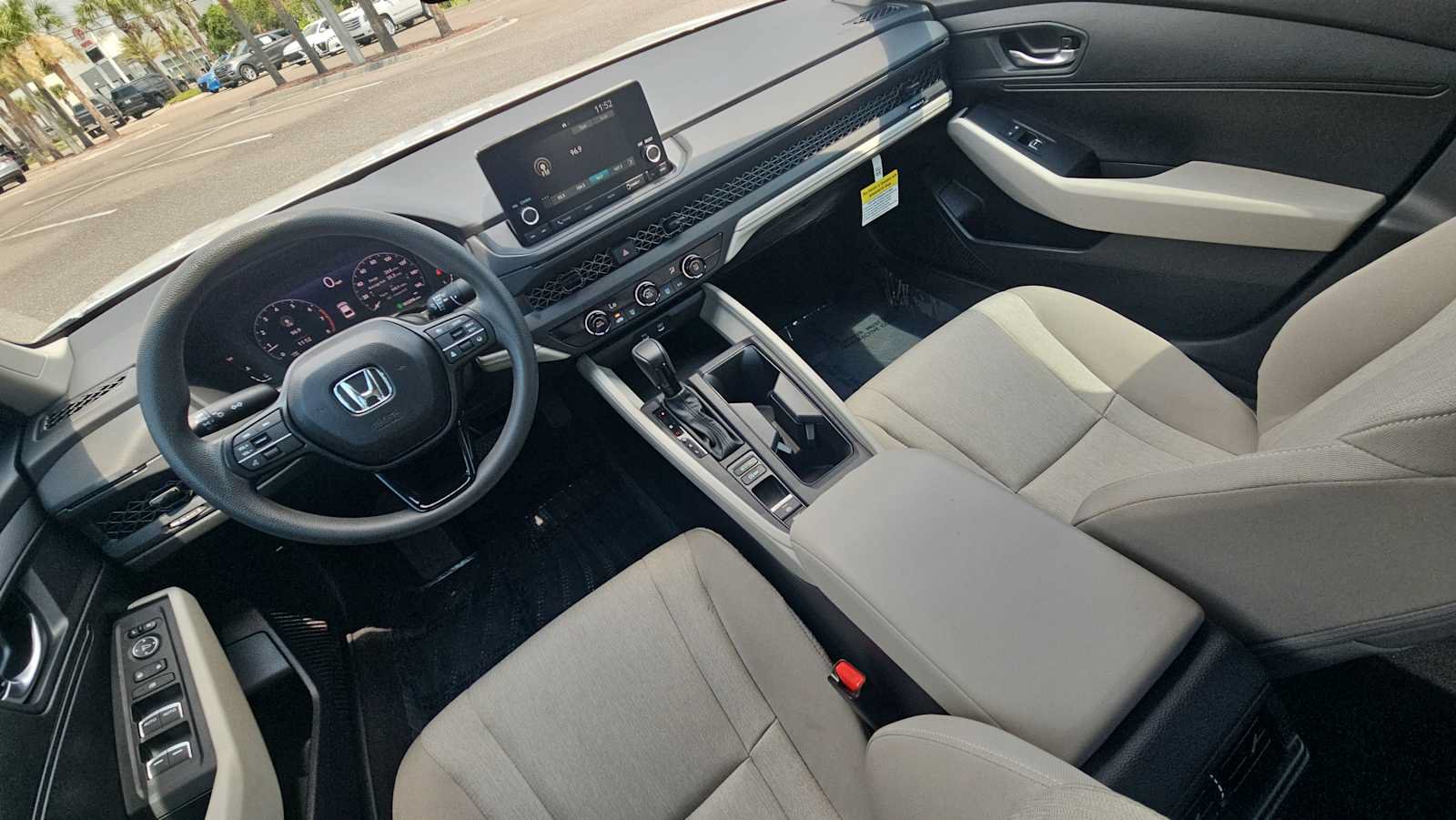 Certified 2025 Honda Accord LX image 21