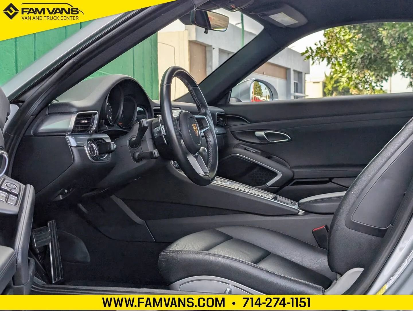 Used 2017 Porsche 911 Carrera image 9