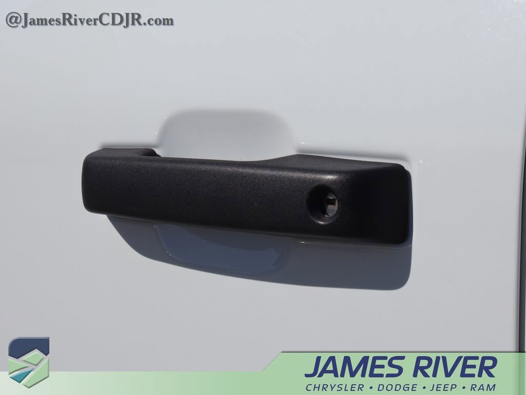 Used 2025 Ford F250 XLT image 19