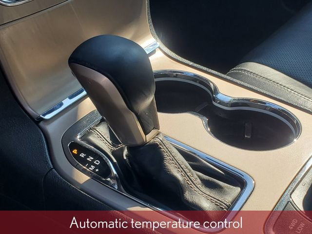 Used 2017 Jeep Grand Cherokee Limited w/ Luxury Group II AWD/4WD image 29