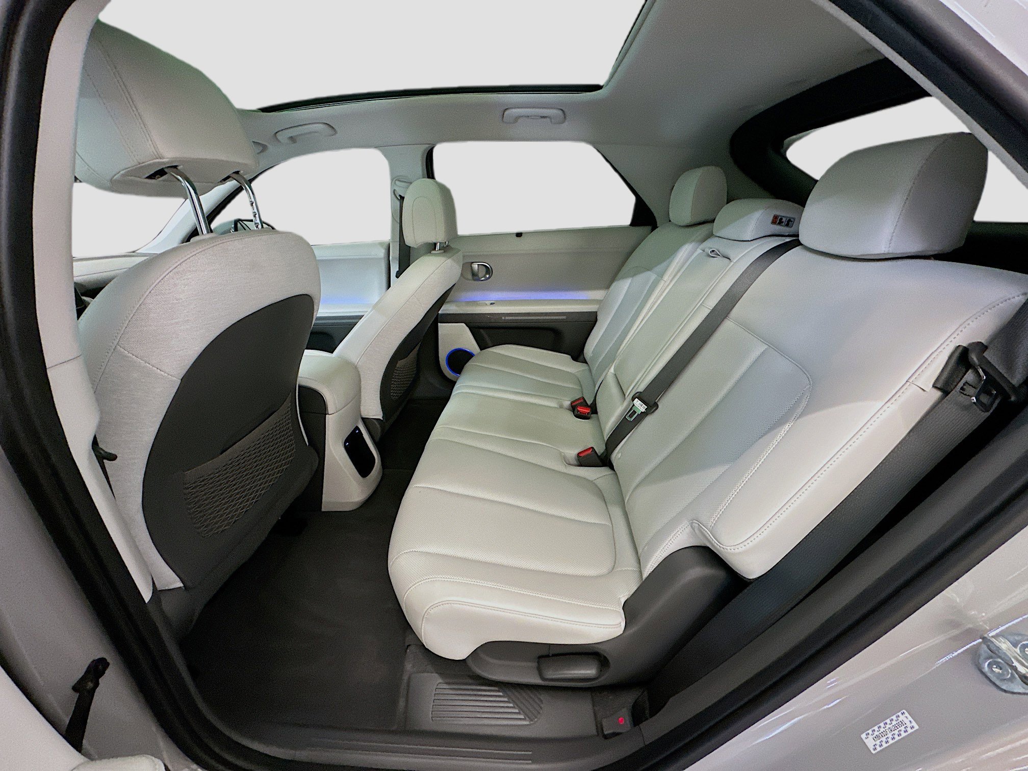 Used 2024 Hyundai Ioniq 5 Limited image 30