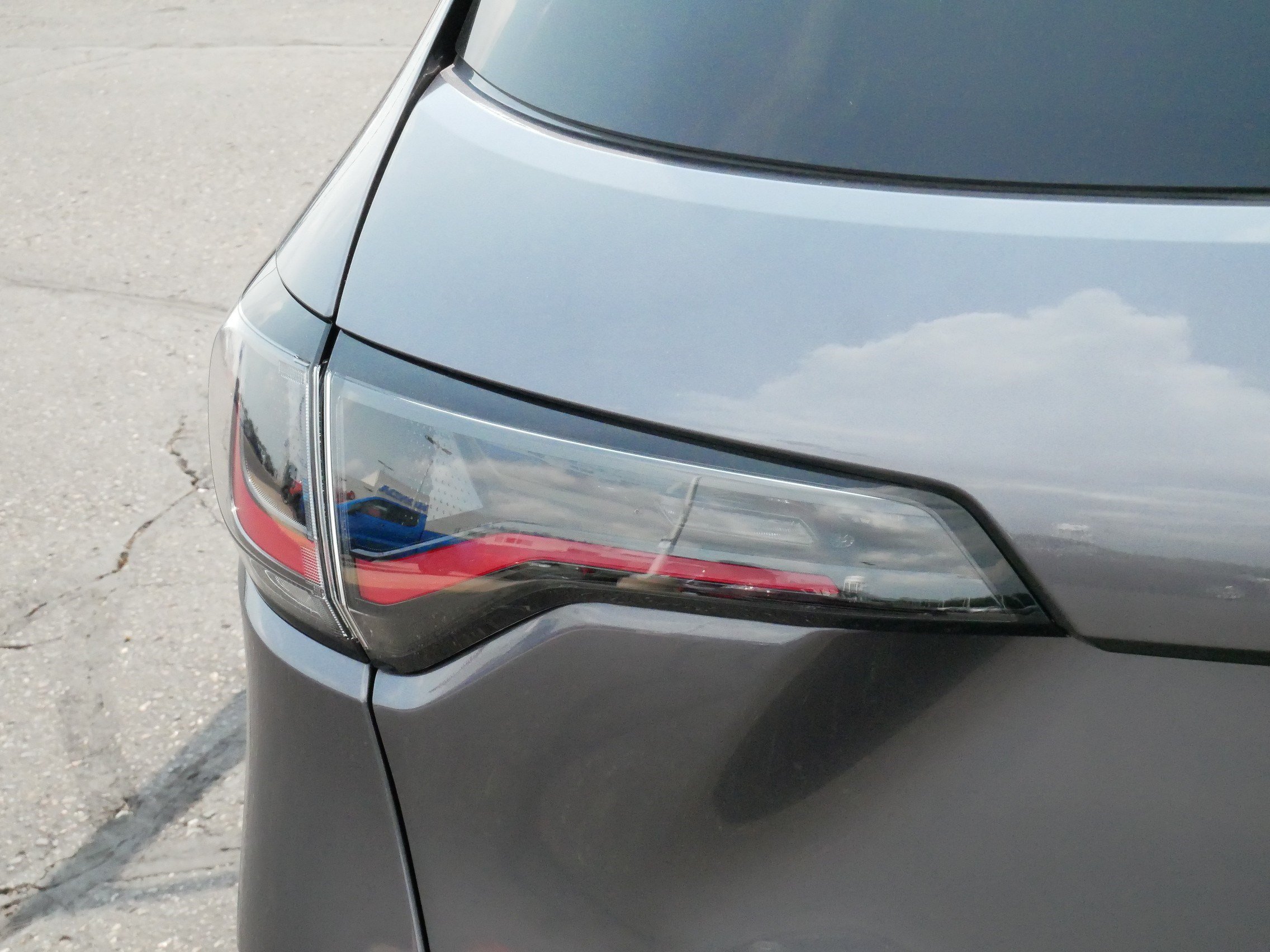 Used 2024 Honda HR-V LX image 17