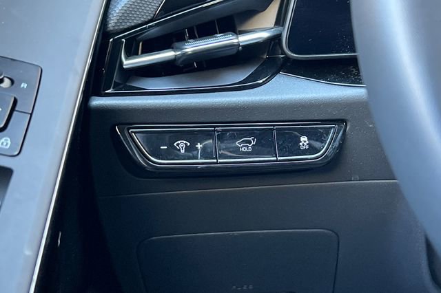 Used 2025 Kia Niro Wind FWD image 38