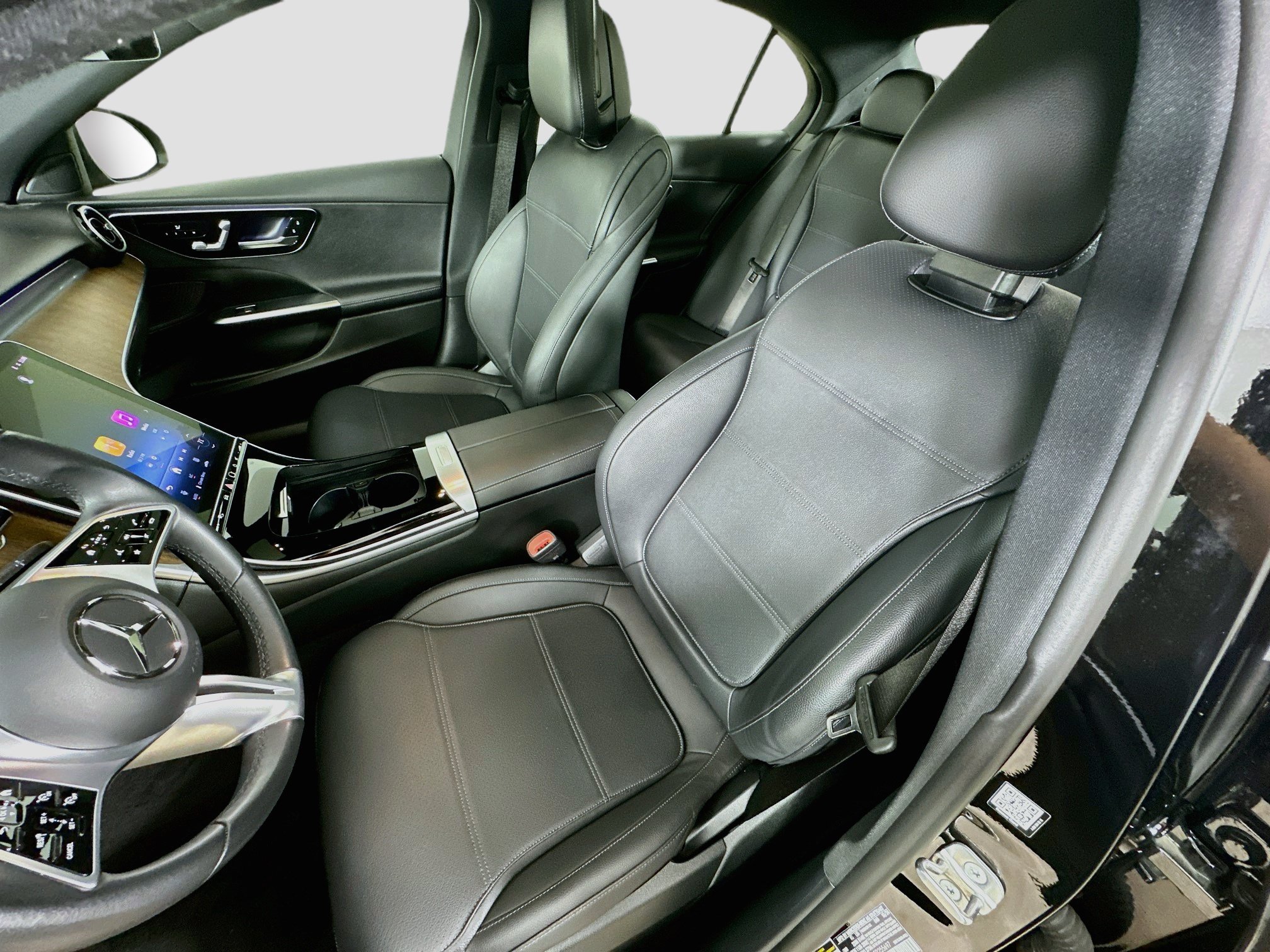 Certified 2025 Mercedes-Benz C 300 4MATIC Sedan image 24