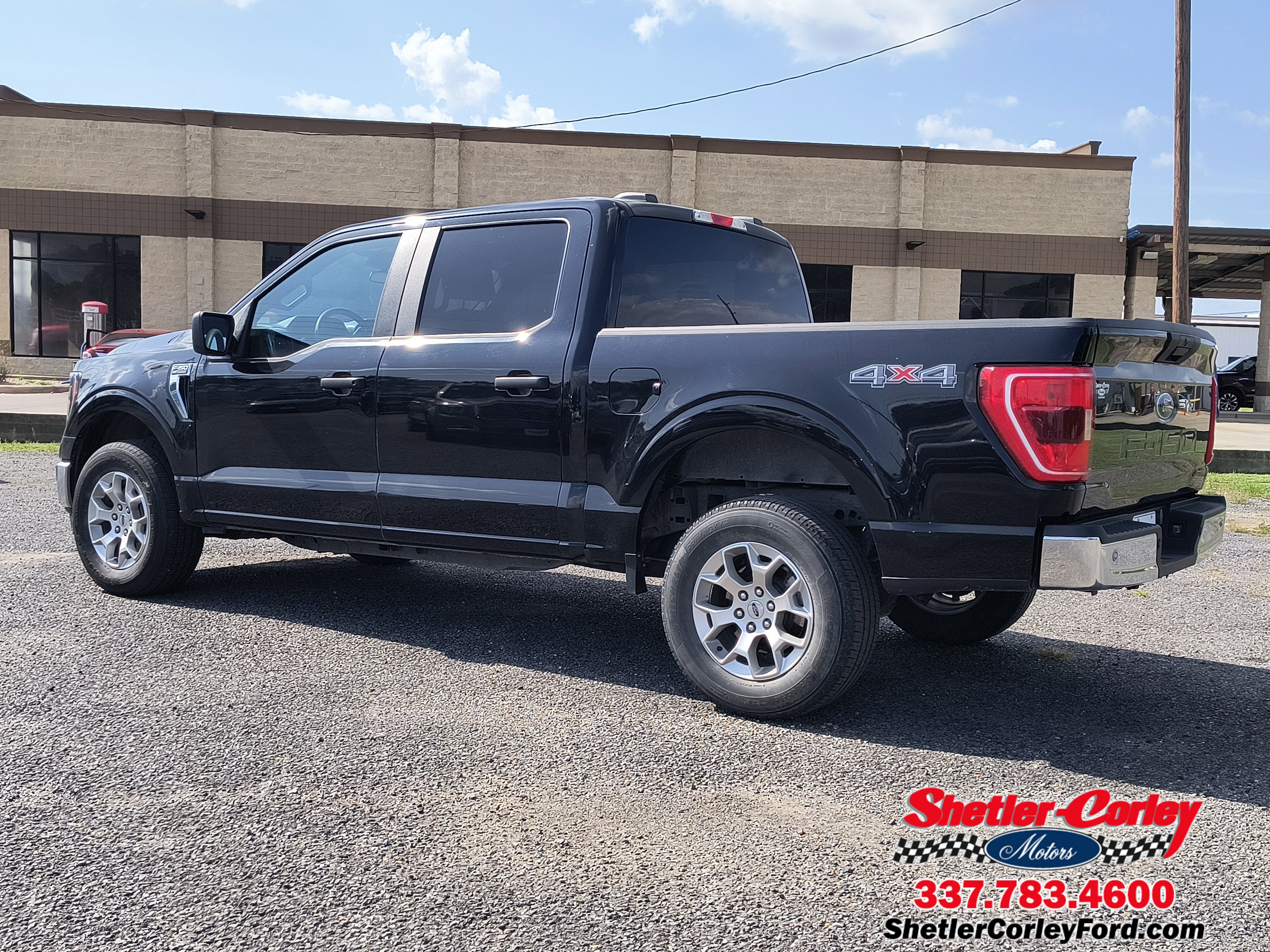 Used 2023 Ford F150 XLT image 4