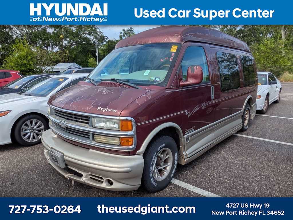 Used 2002 Chevrolet Express 1500 RWD video 1
