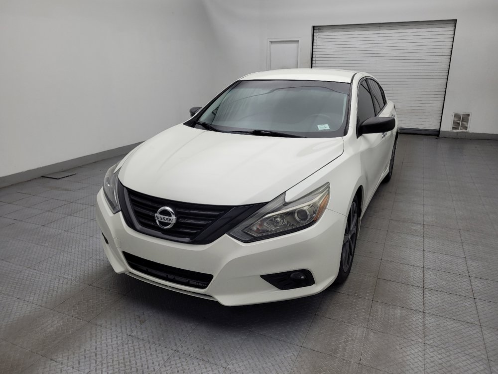 Used 2018 Nissan Altima 2.5 SR w/ SR Midnight Edition FWD image 15