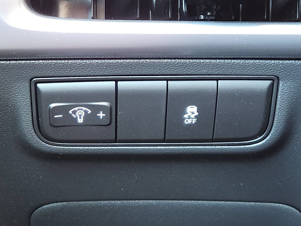 Certified 2025 Hyundai Tucson SE FWD image 21