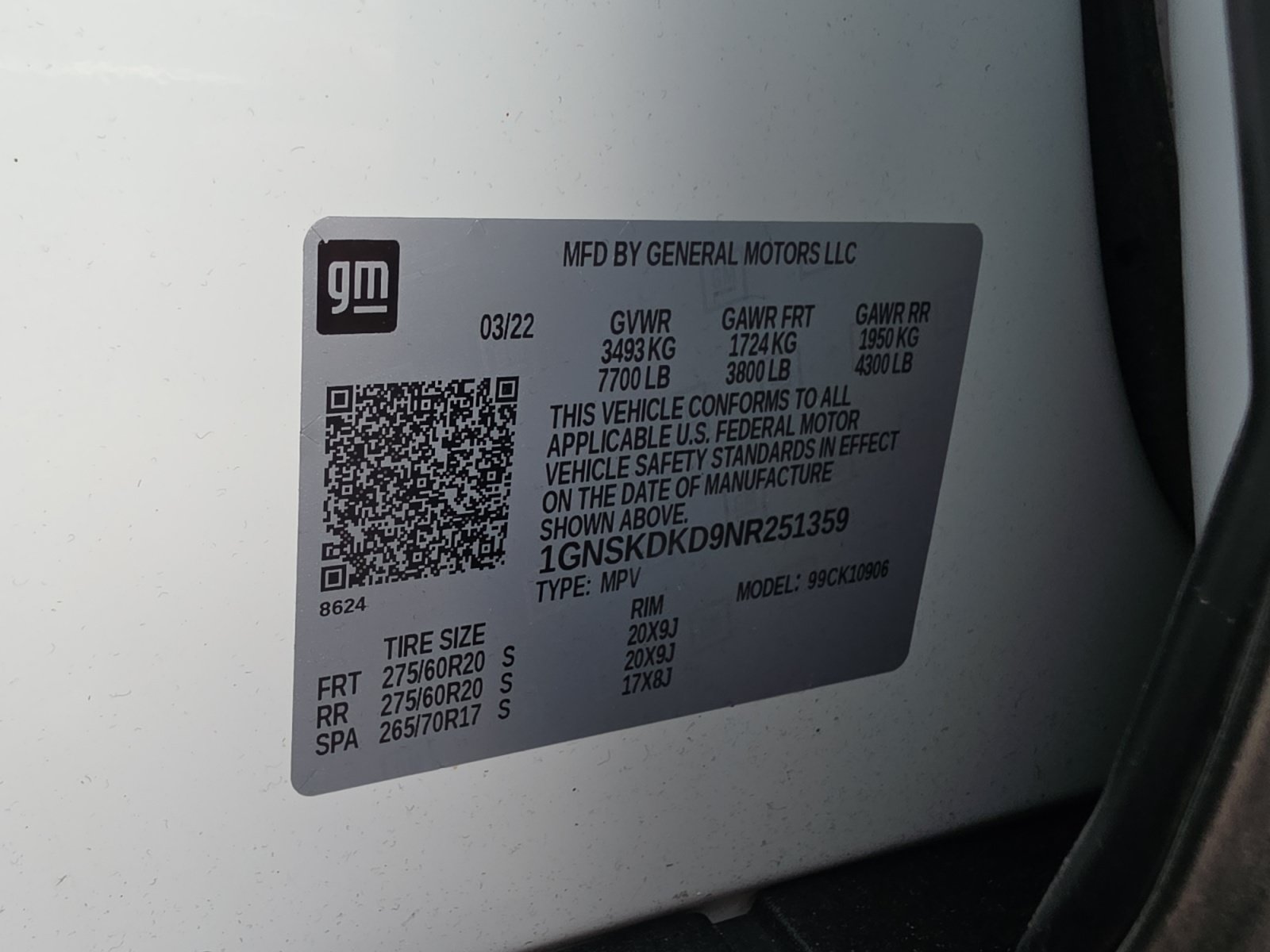 Certified 2022 Chevrolet Suburban Z71 w/ Luxury Package AWD/4WD image 33