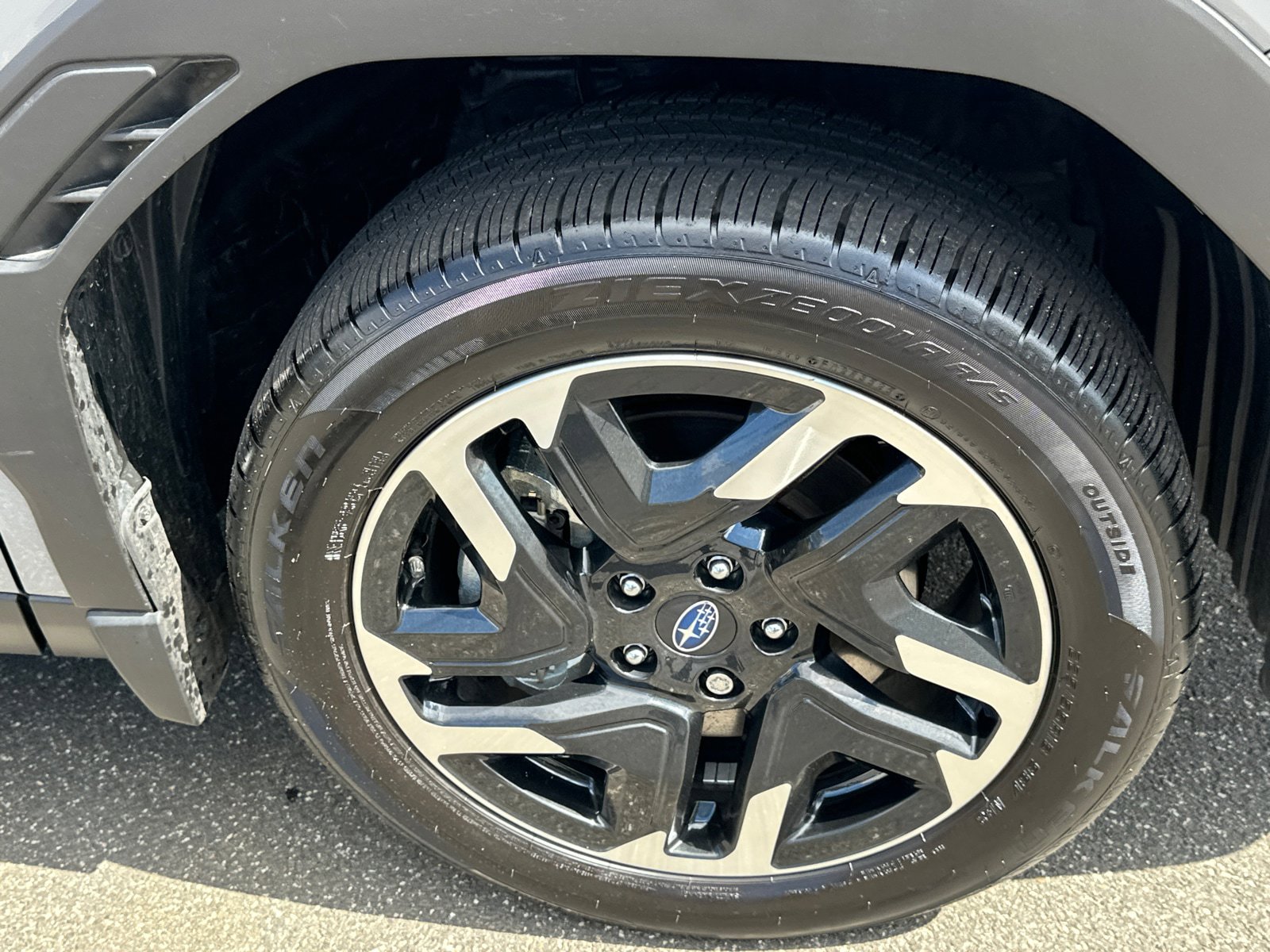 Certified 2025 Subaru Forester Premium AWD/4WD image 7