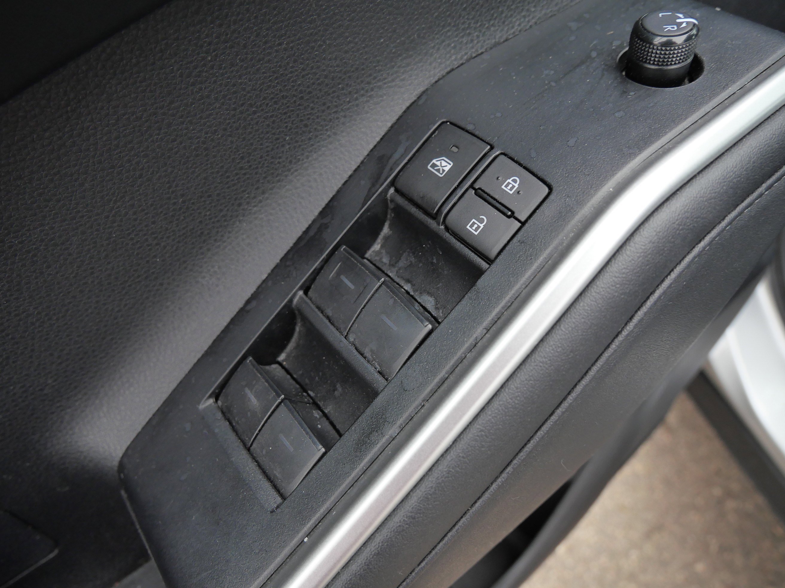 Certified 2024 Toyota Highlander LE image 20