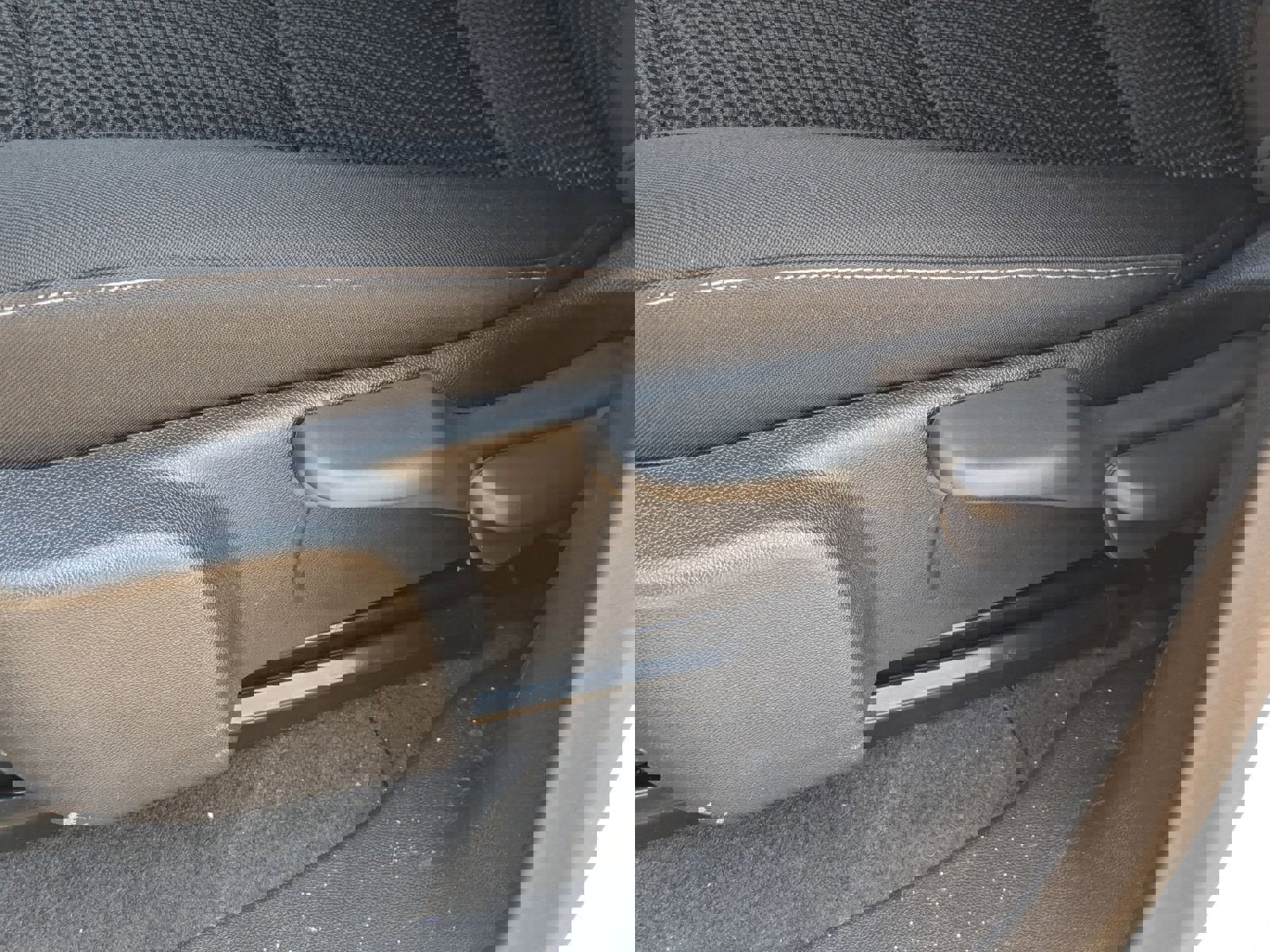 New 2026 GMC Canyon Elevation w/ Convenience Package image 22