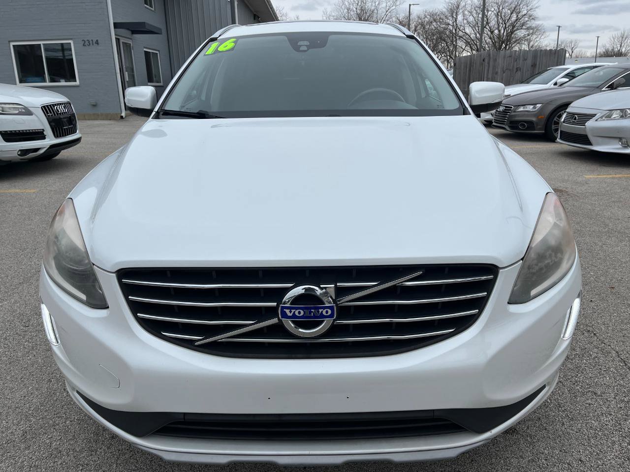 Used 2016 Volvo XC60 T5 Premier image 8