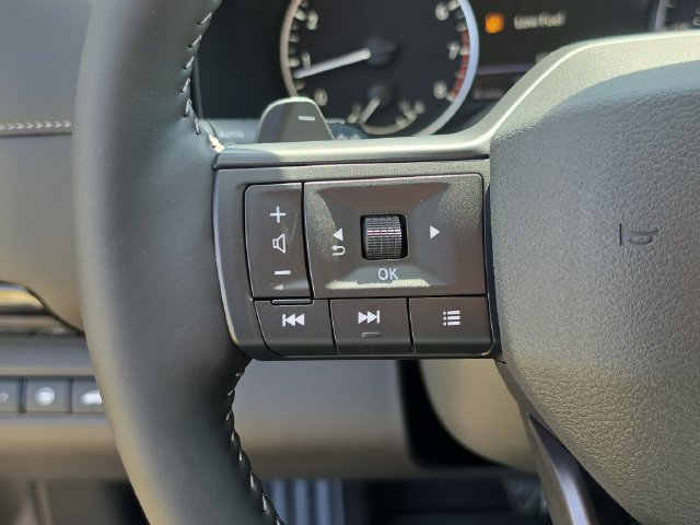 New 2026 Nissan Pathfinder SV FWD image 31