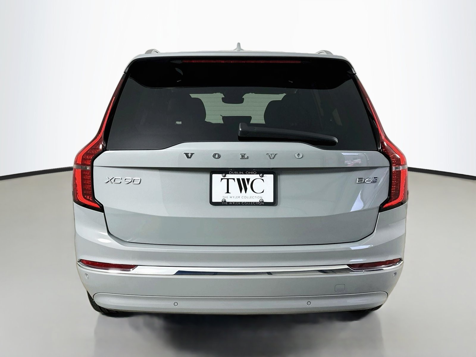 Certified 2026 Volvo XC90 B6 Ultra w/ Protection Package AWD/4WD image 6