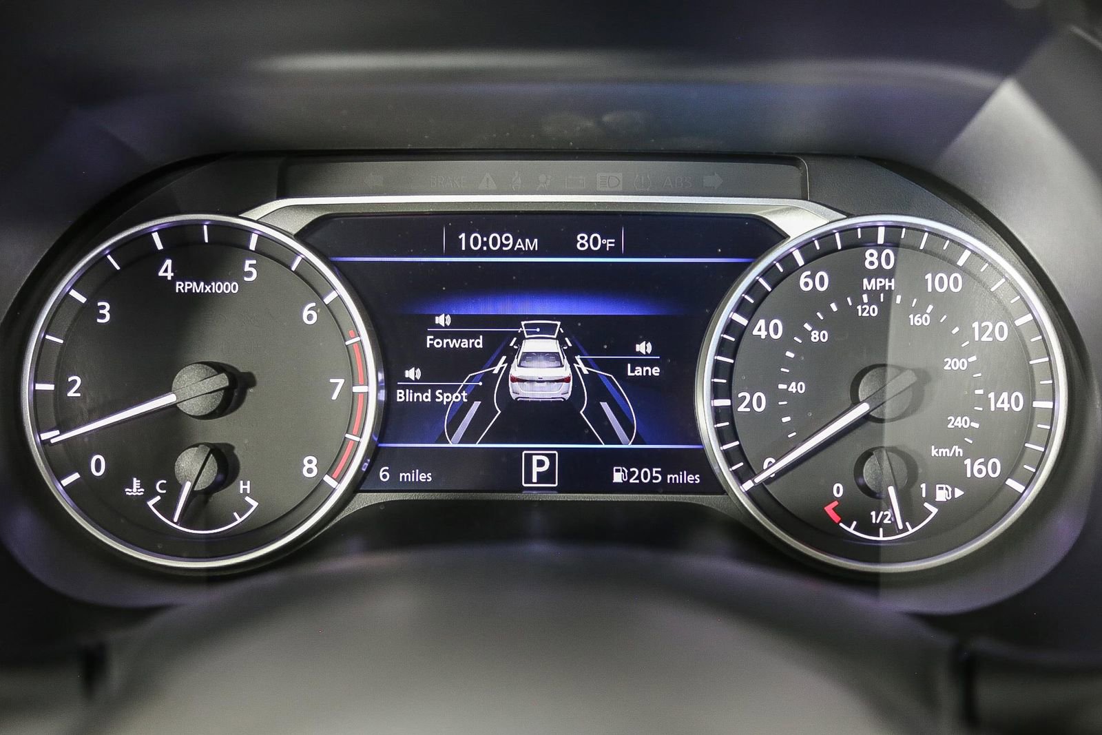 Used 2025 Nissan Sentra SV w/ SV Premium Package FWD image 23