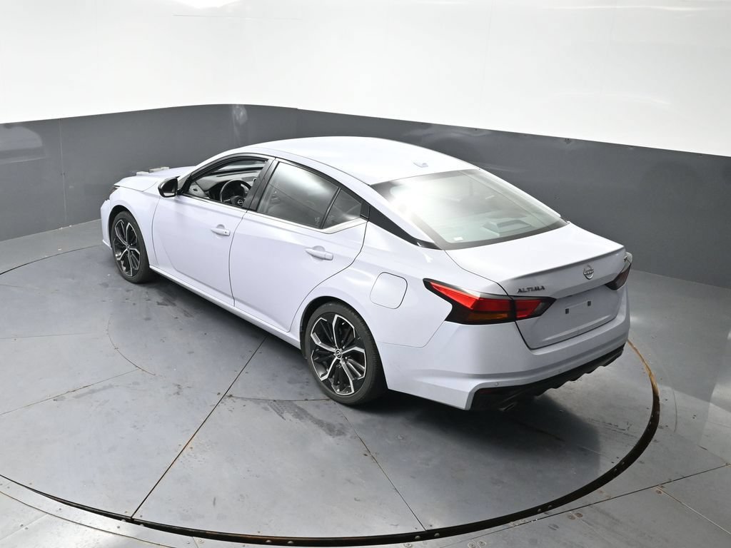 Used 2024 Nissan Altima 2.5 SR FWD image 20
