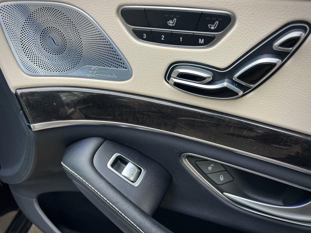 Used 2018 Mercedes-Benz S 560 Sedan image 38