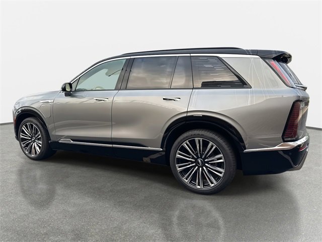 New 2026 Cadillac Vistiq Premium Luxury w/ LPO, Floor Liner Package image 4
