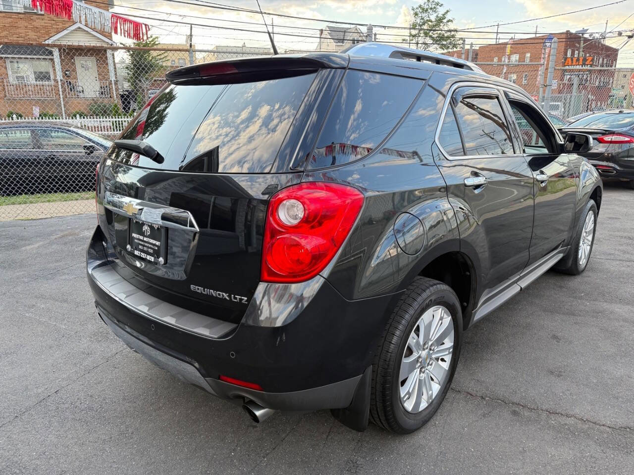 Used 2011 Chevrolet Equinox LTZ image 6