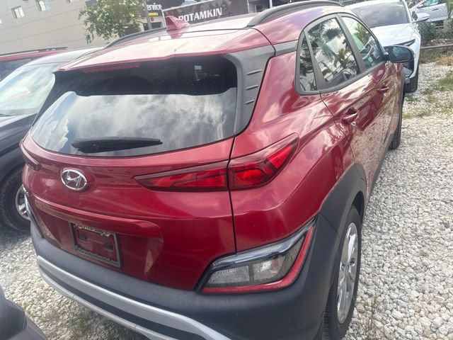 Used 2022 Hyundai Kona SEL w/ Convenience Package FWD image 7