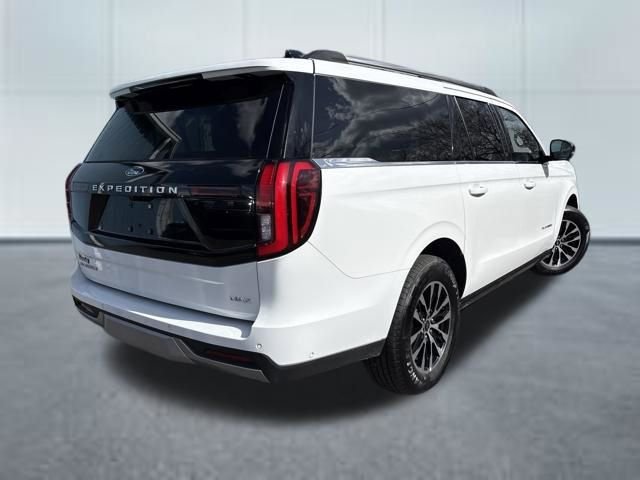 Used 2025 Ford Expedition Max Platinum image 4