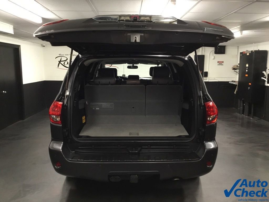 Used 2016 Toyota Sequoia Limited w/ Safety & Convenience Package image 22