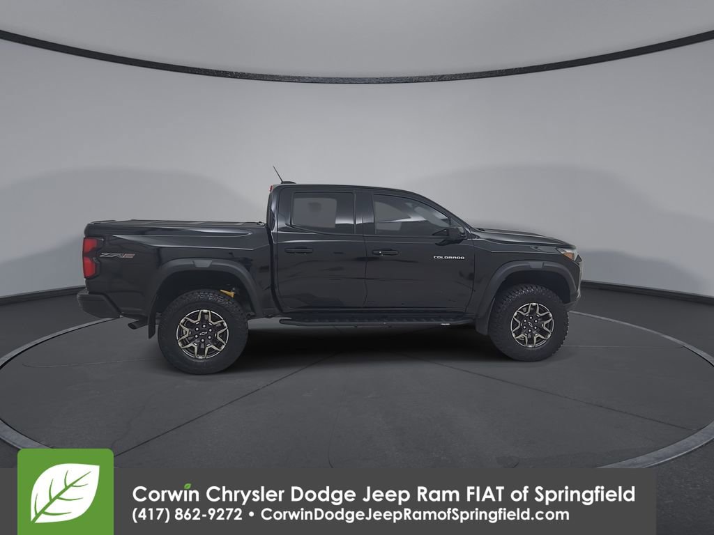 Used 2024 Chevrolet Colorado ZR2 w/ ZR2 Convenience Package III image 16