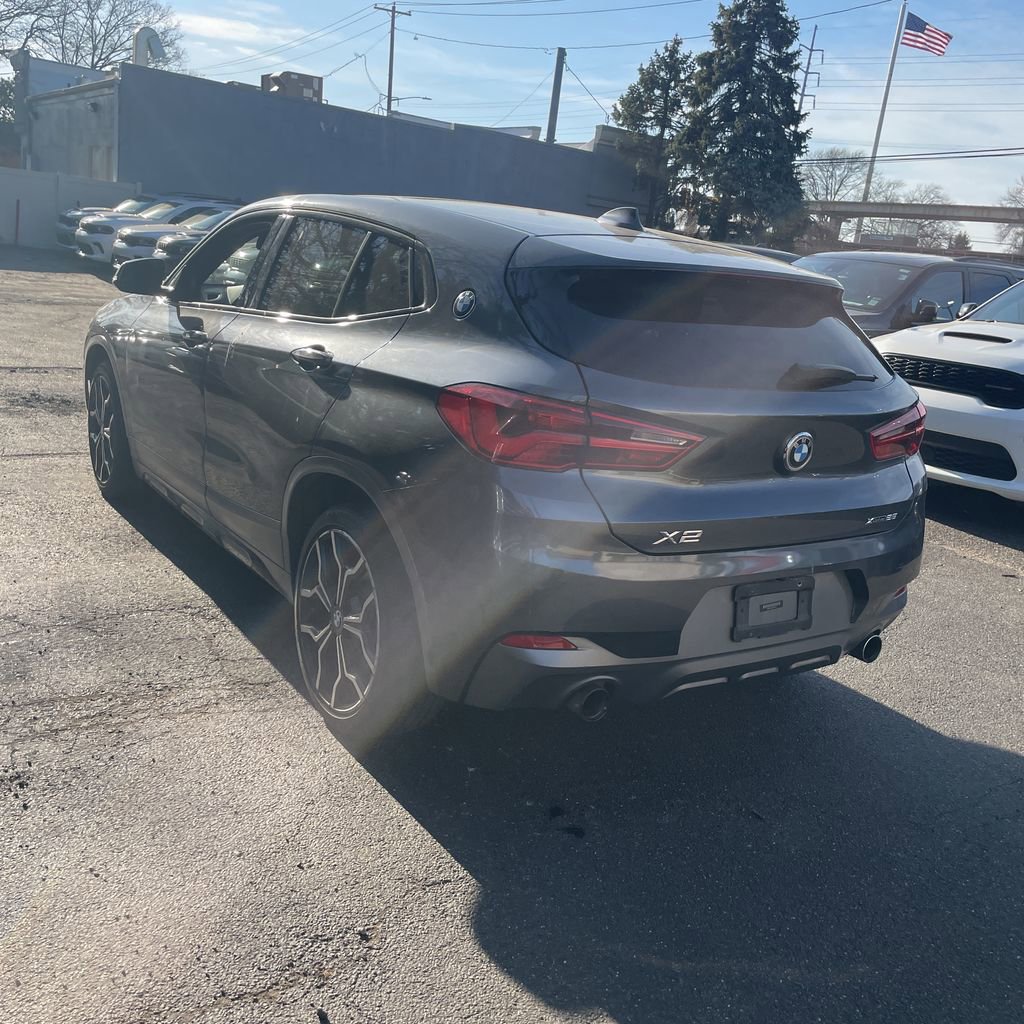 Used 2018 BMW X2 xDrive28i w/ M SportX Package AWD/4WD image 2