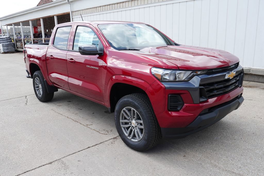New 2026 Chevrolet Colorado LT image 2