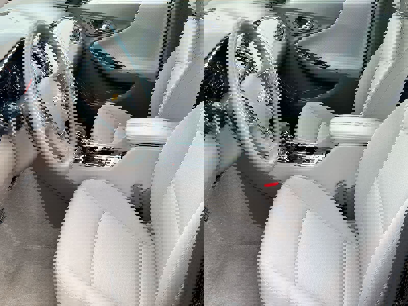 Used 2025 Chevrolet Malibu LT image 10