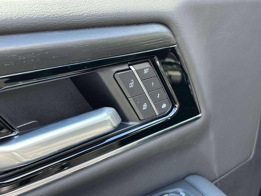 New 2026 GMC Yukon XL Denali AWD/4WD image 23