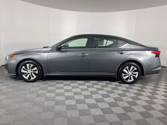 Used 2024 Nissan Altima 2.5 S FWD image 7