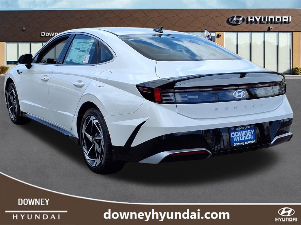 Used 2026 Hyundai Sonata SEL FWD image 6
