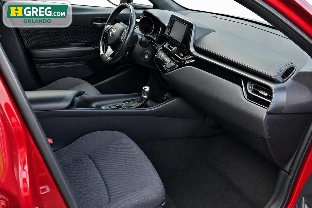 Used 2018 Toyota C-HR XLE FWD image 15