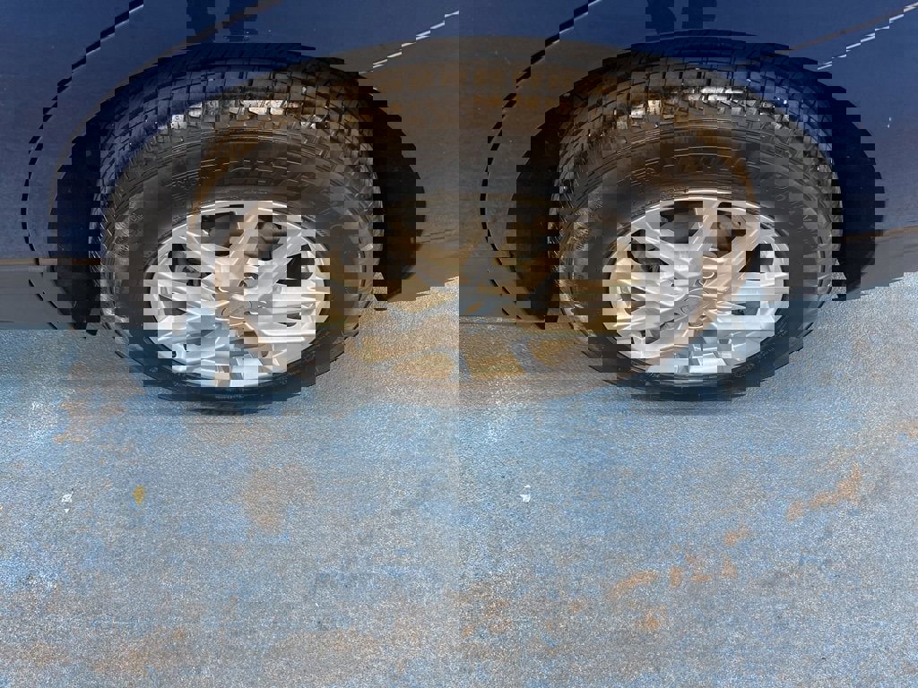 Used 2023 Chevrolet Equinox LS w/ LS Convenience Package image 16