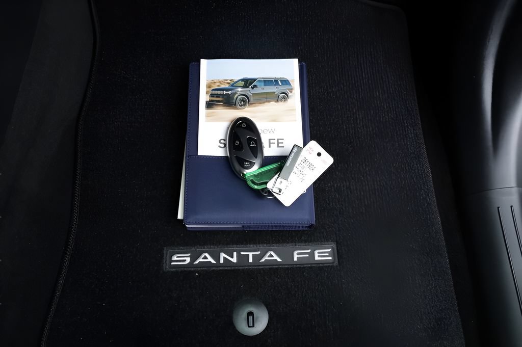 Used 2025 Hyundai Santa Fe Calligraphy AWD/4WD image 48