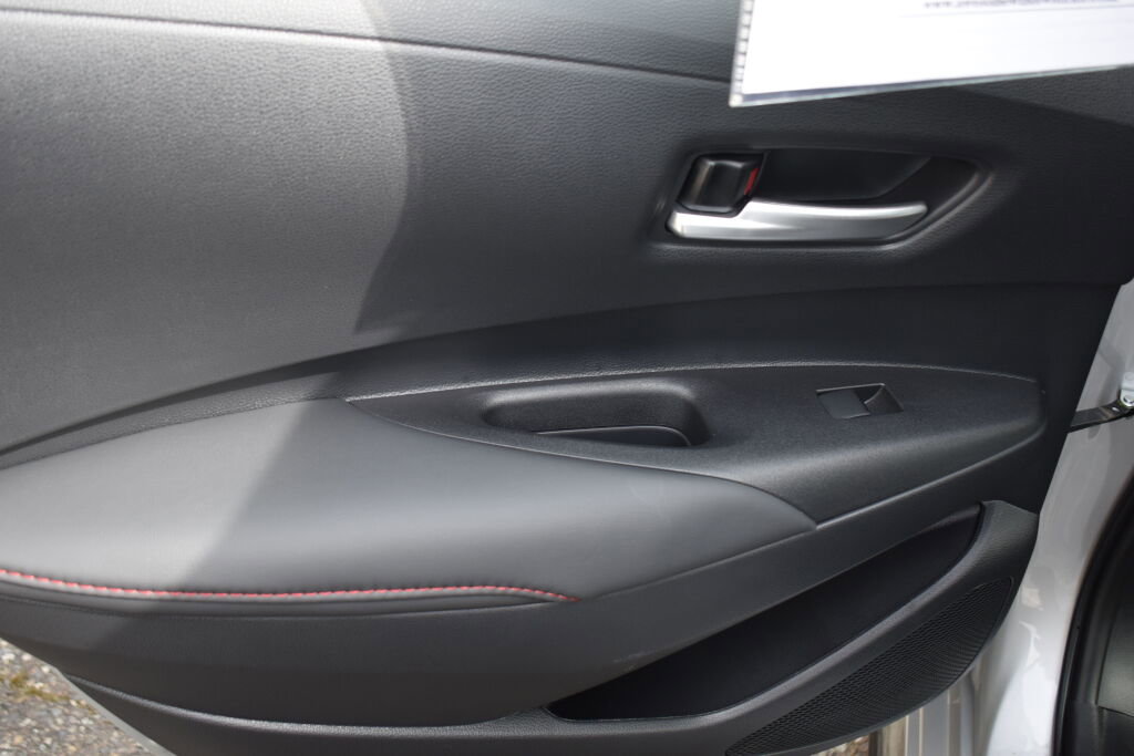 Certified 2025 Toyota Corolla XSE image 19