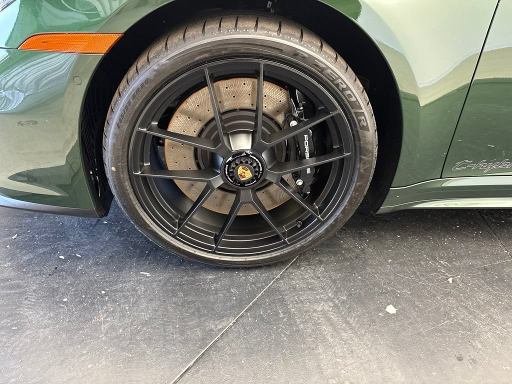 New 2026 Porsche 911 Targa 4 GTS AWD/4WD image 14