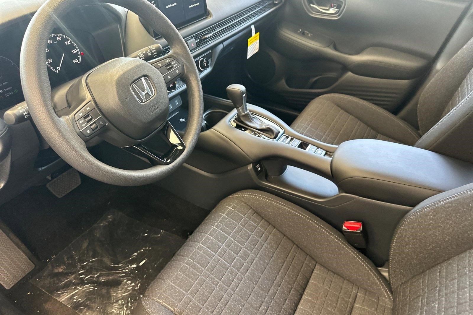 New 2026 Honda HR-V LX image 4