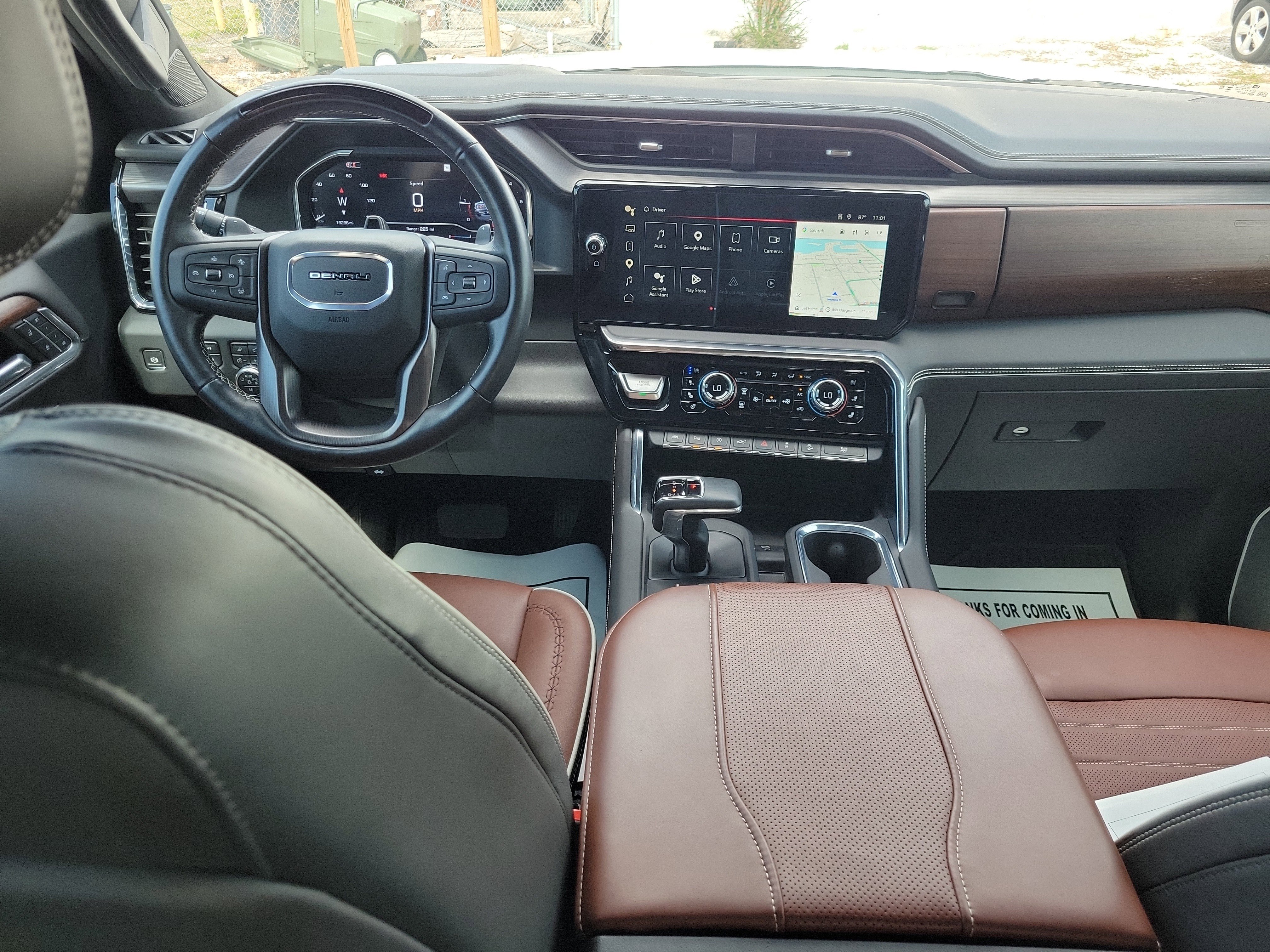 Certified 2024 GMC Sierra 1500 Denali Ultimate AWD/4WD image 13