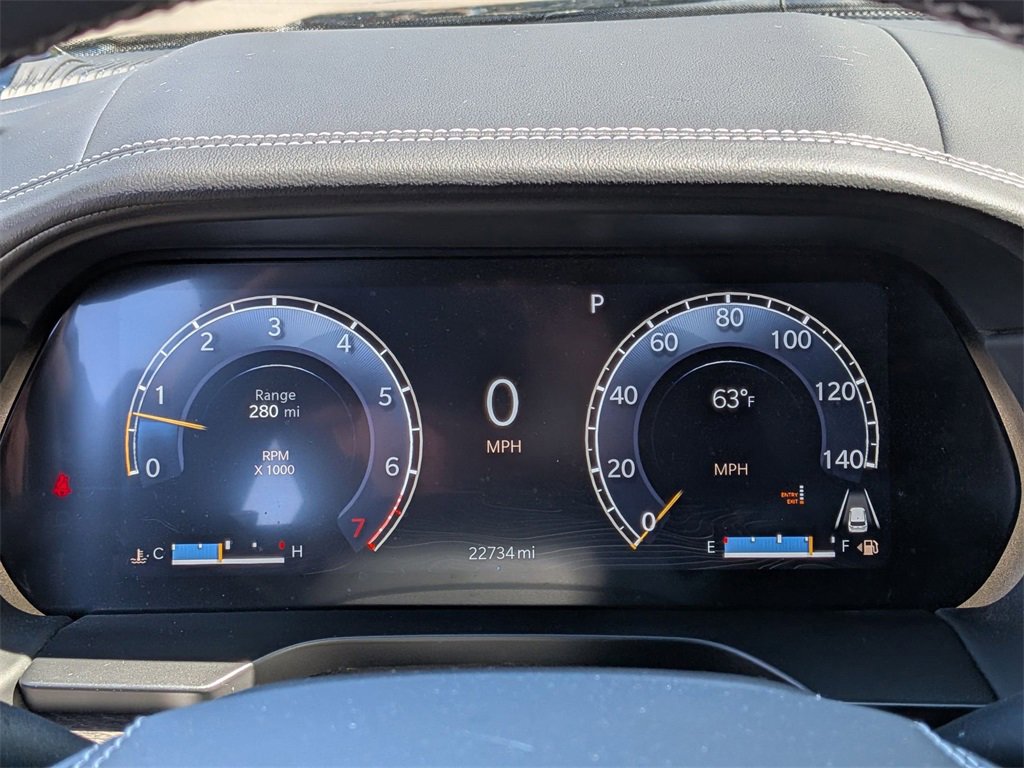 Certified 2023 Jeep Grand Cherokee L Overland w/ Rear Seat Video Group I image 17