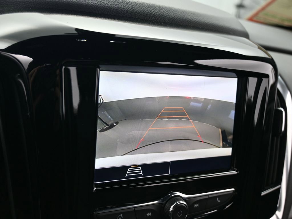 Used 2023 Chevrolet Traverse LT image 20